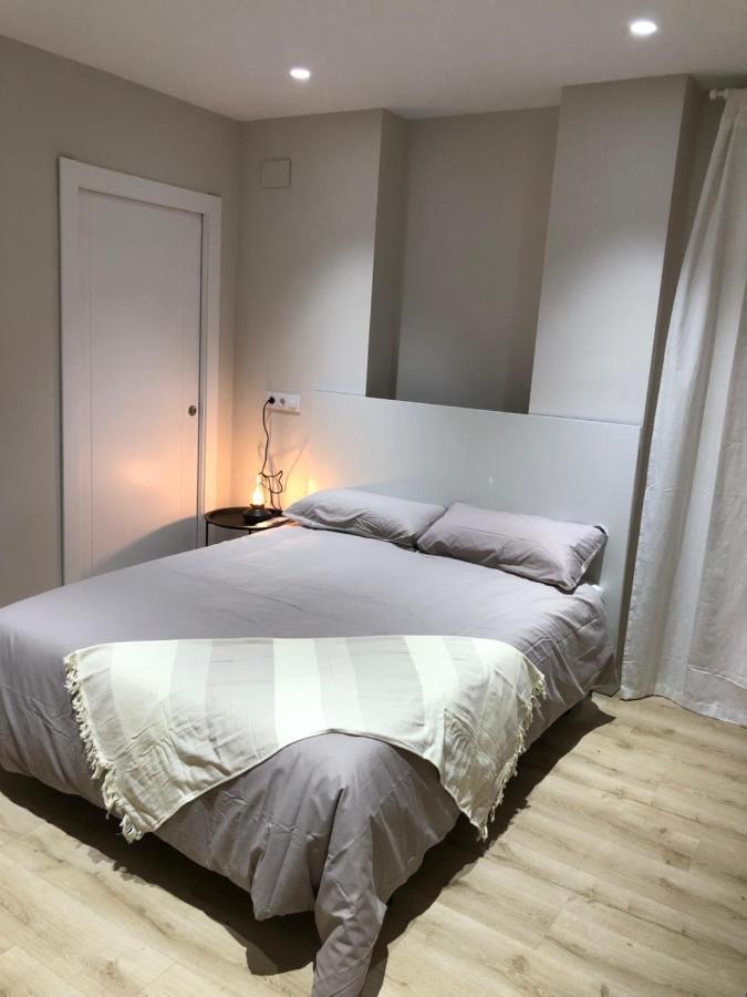 Pension La Castellana โลโกรโญ ภายนอก รูปภาพ